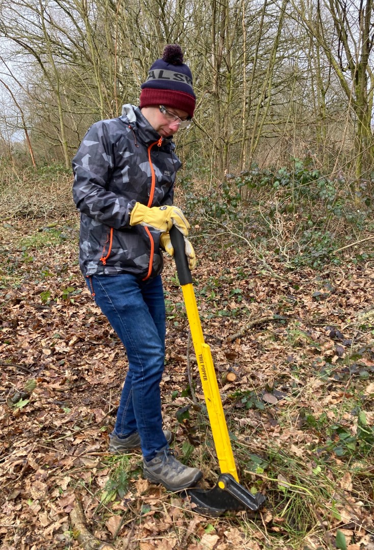 Conservation volunteer at work